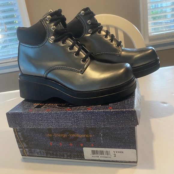 lei Other - LEI SILVER & BLACK GIRLS COMBAT BOOTS SIZE 3 BRAND NEW